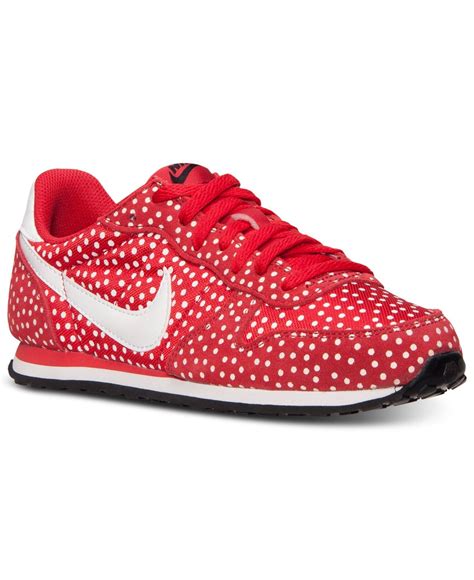 nike red sneakers for women.